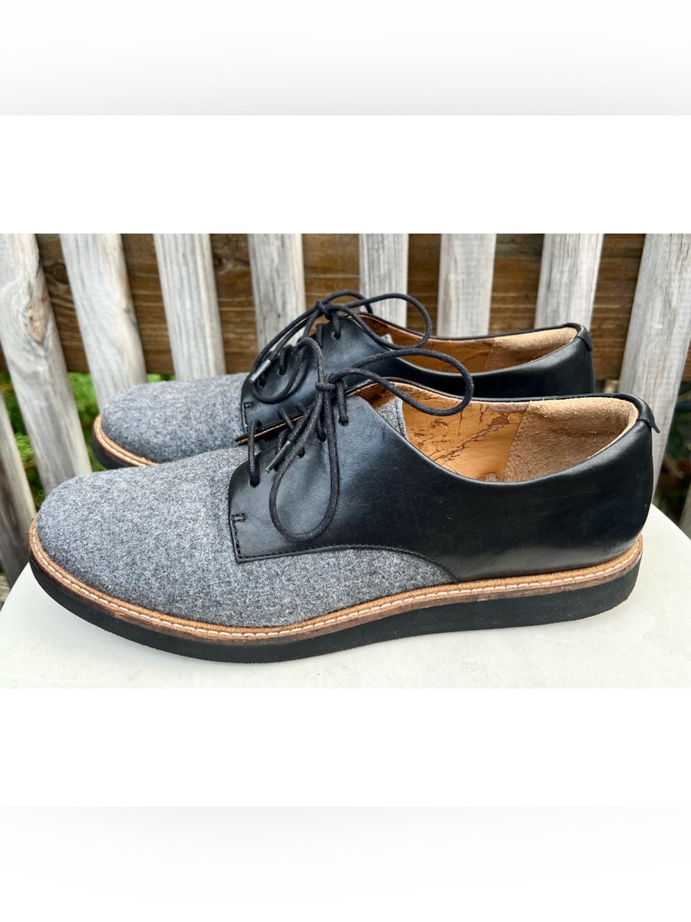 Clarks Artisan Black Leather & Gray Felt Oxford Shoes Women’s Size 10